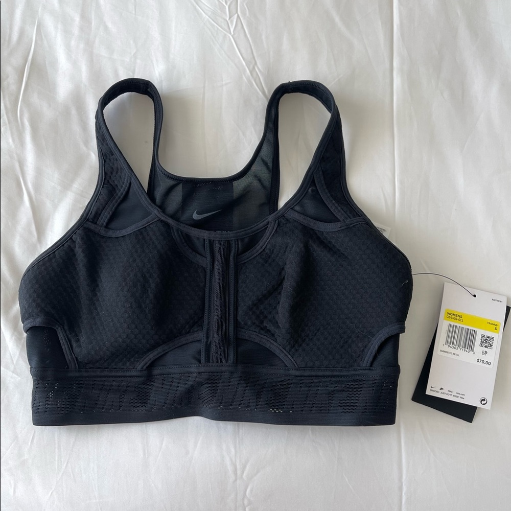 brand new nike sports bra